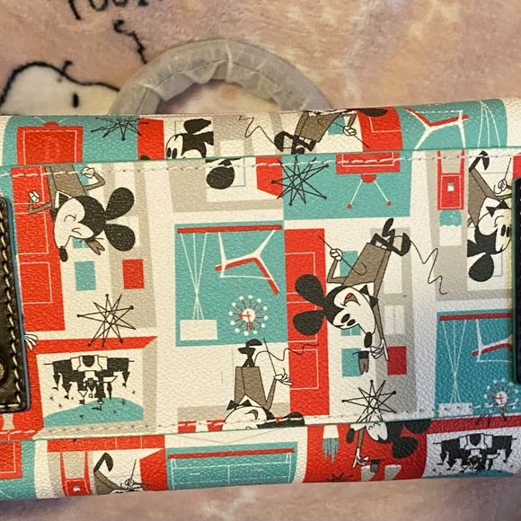 Dooney & Bourke Disney Mid Century Mickey Satchel New with tags - Picture 4 of 5